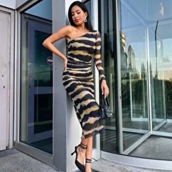 🦋 Bloggers Favorite 🦋 Zara Tie Dye Print Tulle Dress Size S - Picture 3 of 16